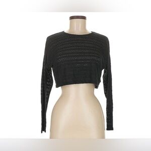 Beyond yoga, long sleeve crop, vented, size medium